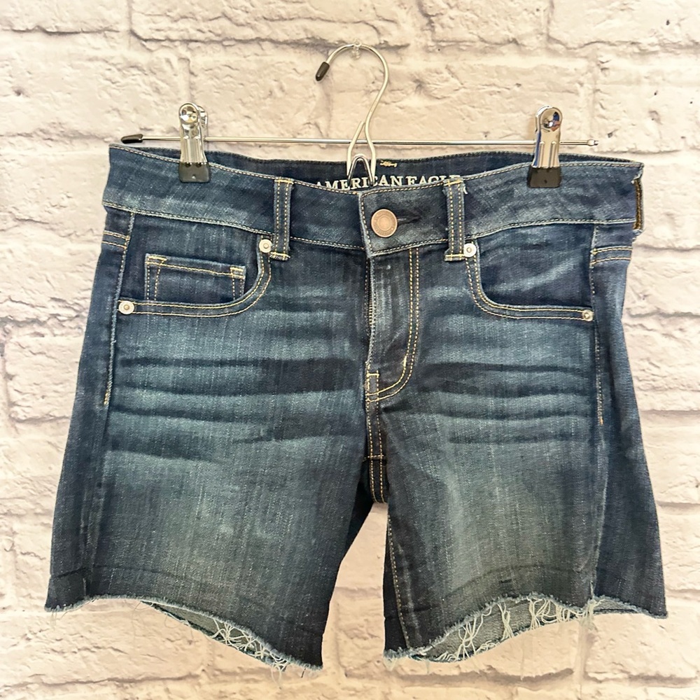 AE denim  5” shorts SZ 6- SOLD